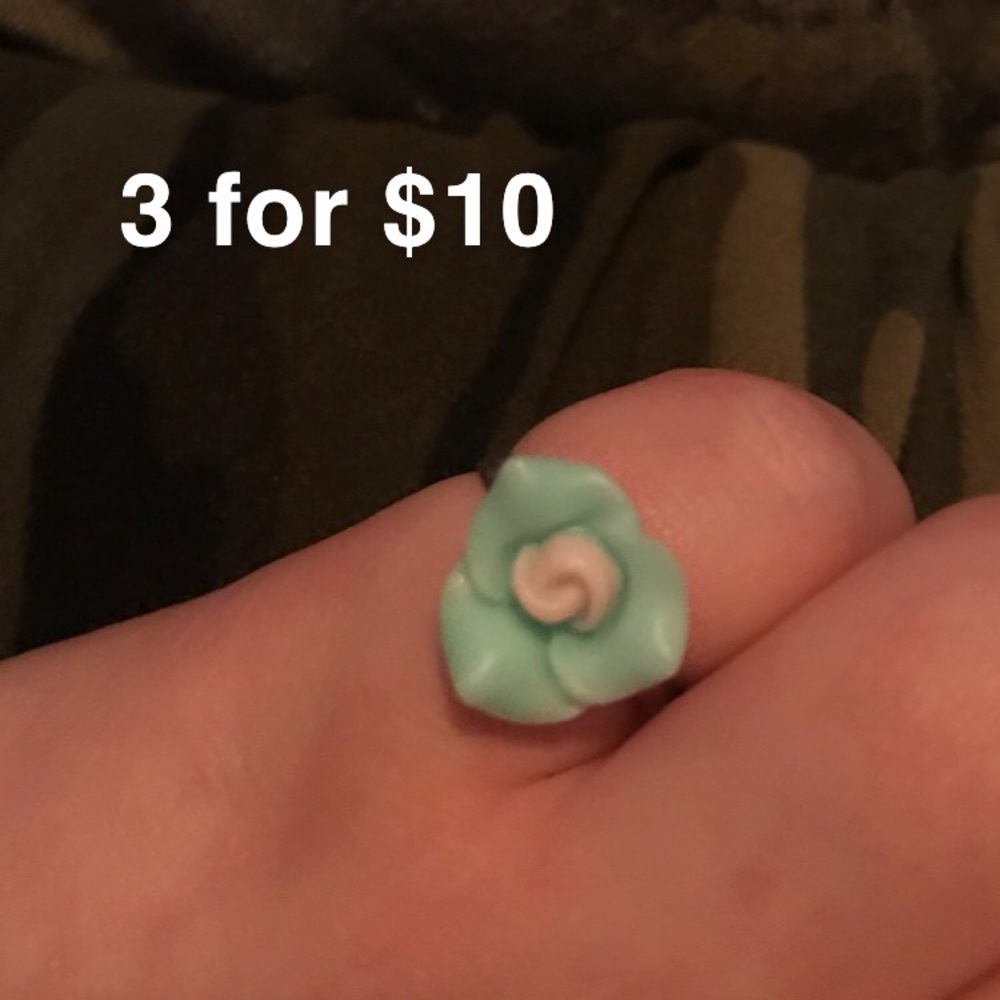Blue Flower Ring (3 for $10)